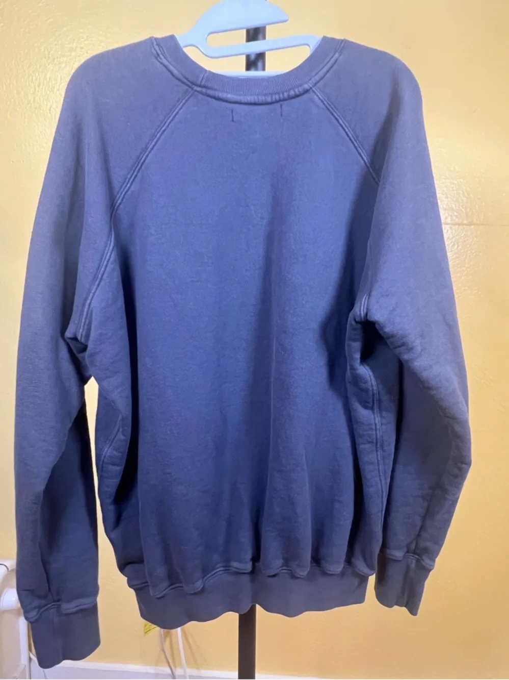 Spiritual Gangster Washed Black Graphic Crewneck Sweatshirt, size Large